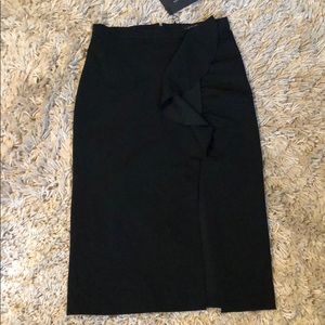🔺SOLD🔺 ZARA Pencil Skirt with Slit